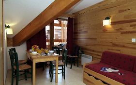 Residence Odalys L'ecrin Des Neiges  3*
